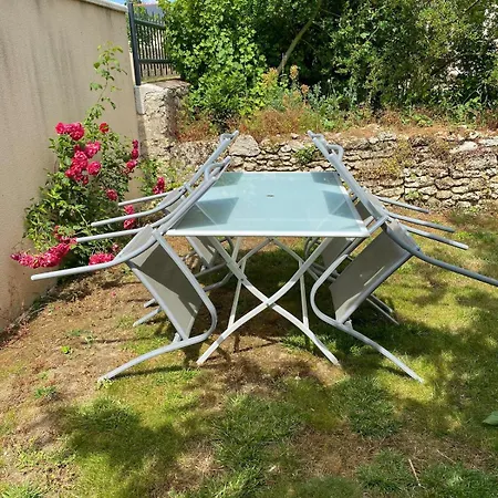 Independant 2 Pers Logis Des Moulins