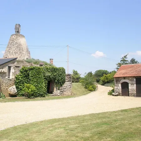 Independant 2 Pers Logis Des Moulins Apartament Noyant-la-Plaine